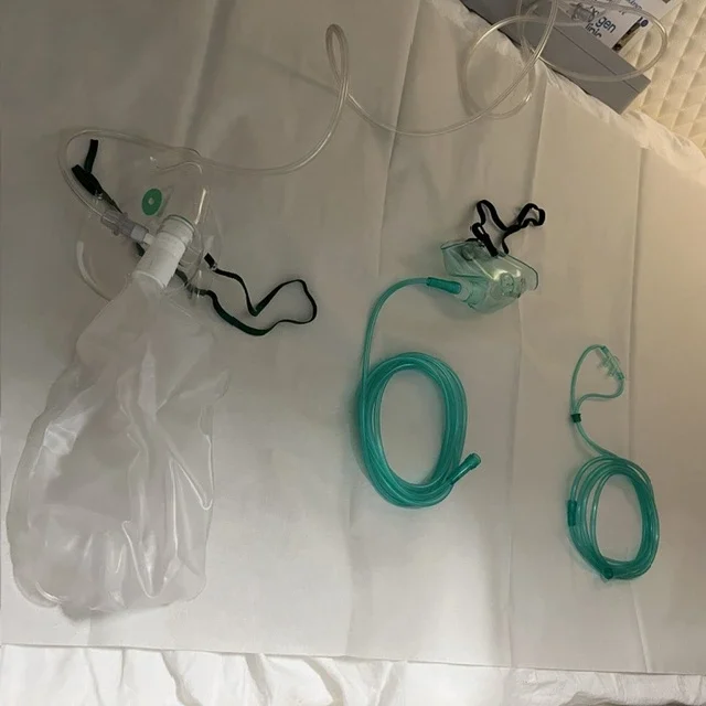 Silikoninen varaajapussimaski Oxygen Clinicillä